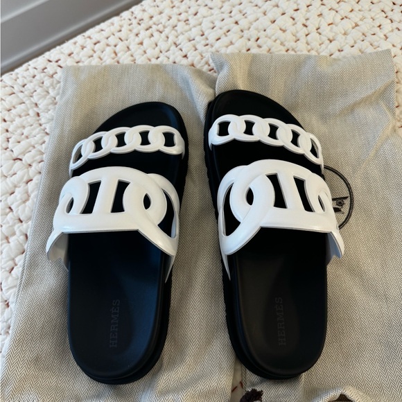HERMES EXTRA WOMENS SANDAL - BRAND NEW - Picture 3 of 6
